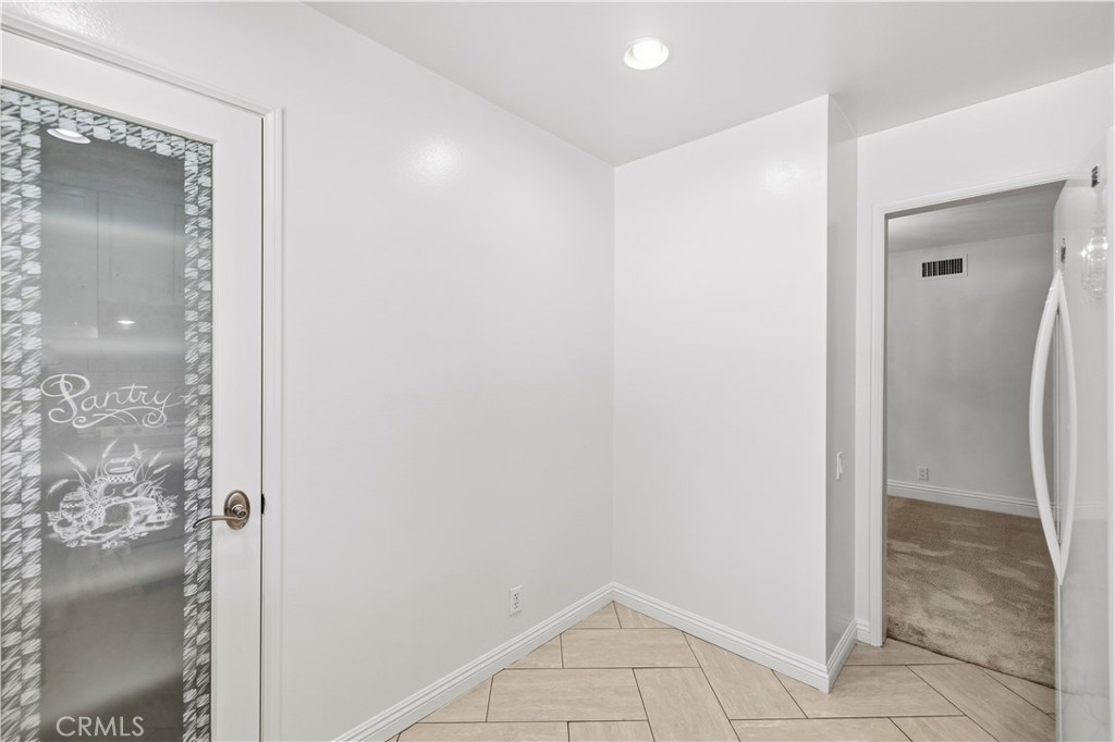 31584 Agoura, #3, Westlake Village, CA 91361