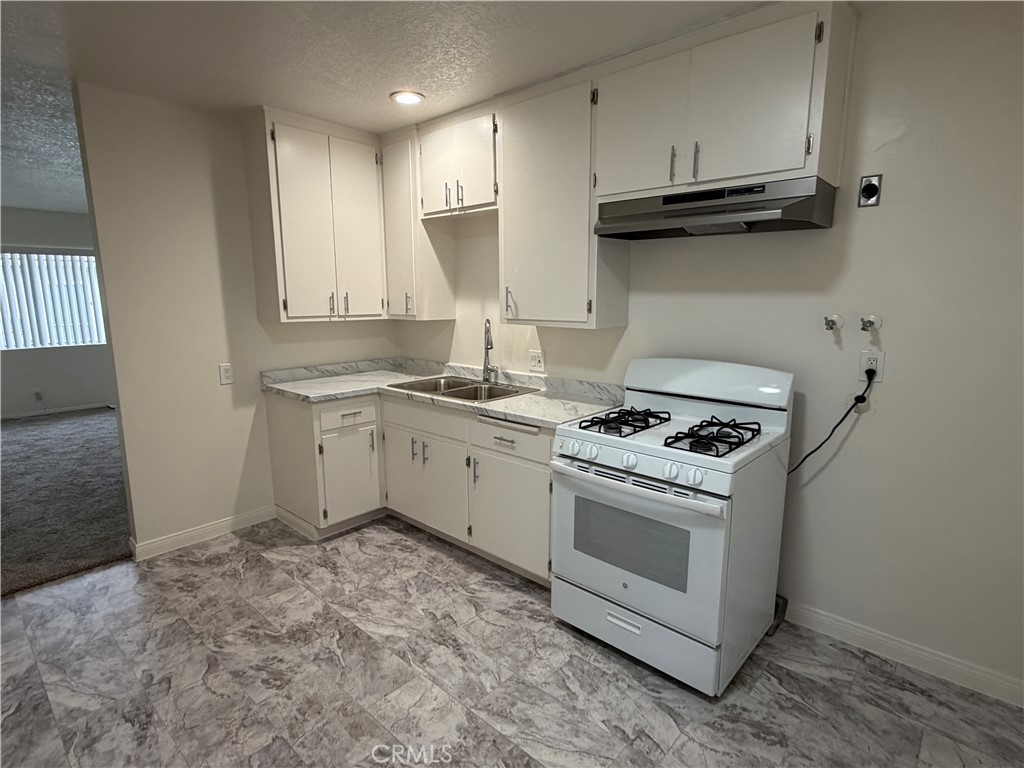 217 W 4th Street, #4, San Dimas, CA 91773