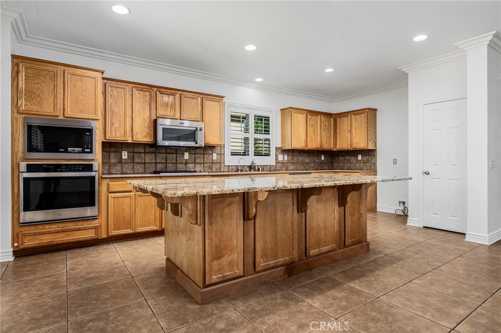 32341 Rock Rose Drive, Lake Elsinore, CA 92532