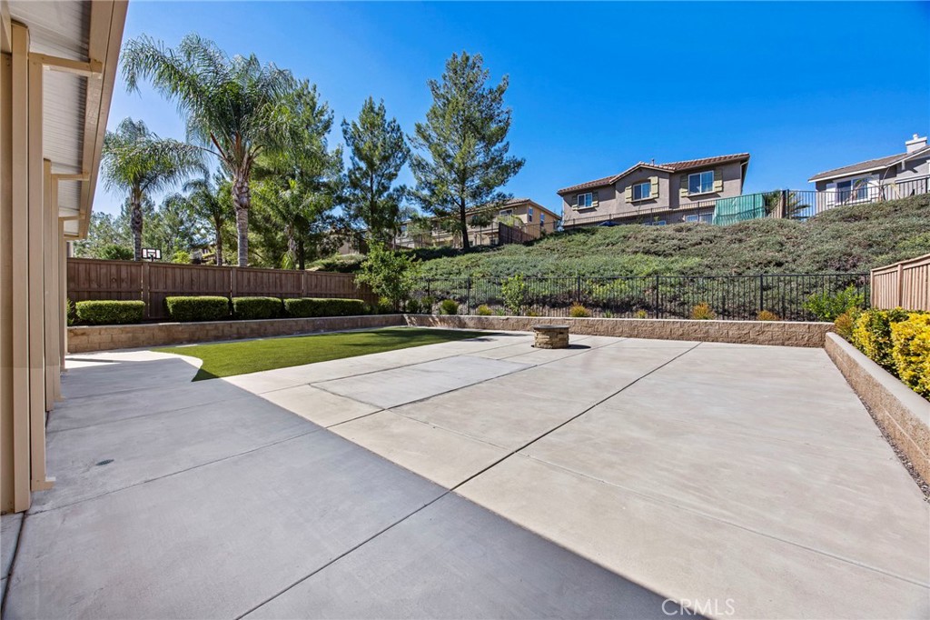 32341 Rock Rose Drive, Lake Elsinore, CA 92532