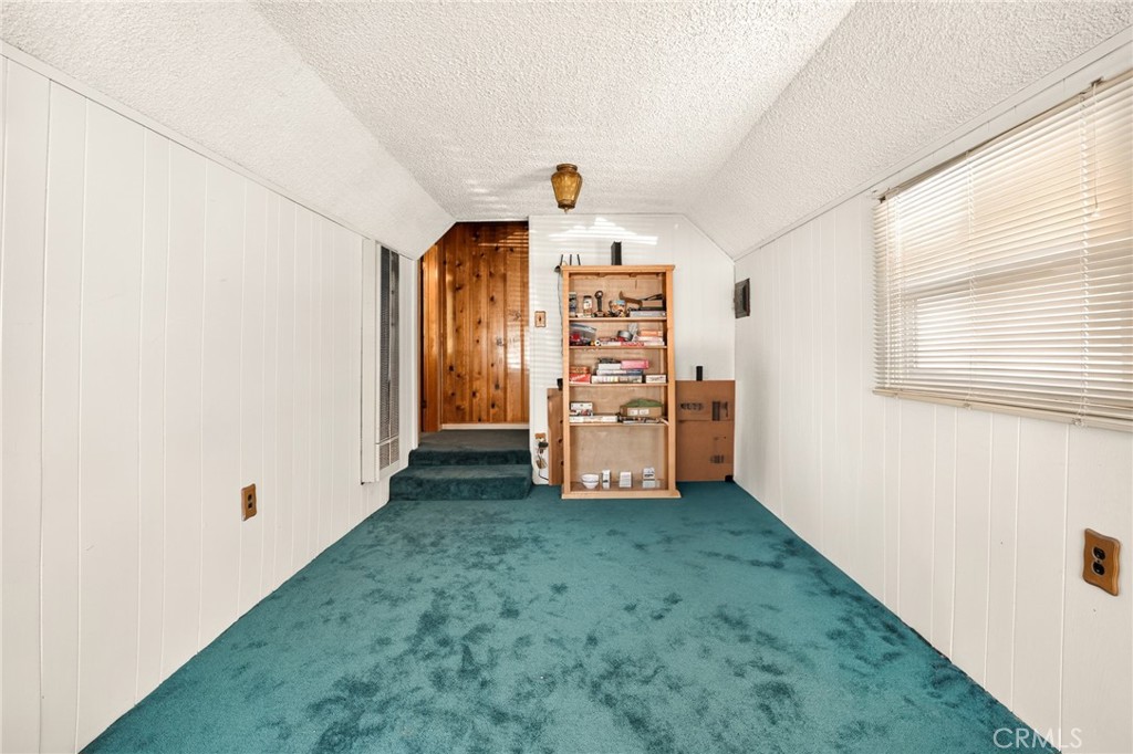 301 E Mountain View, Big Bear City, CA 92314
