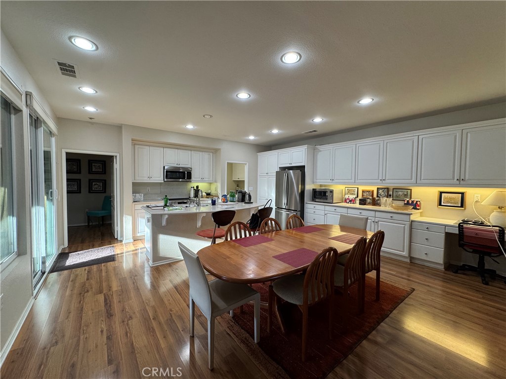 8345 Carnoustie Ave, Hemet, CA 92545