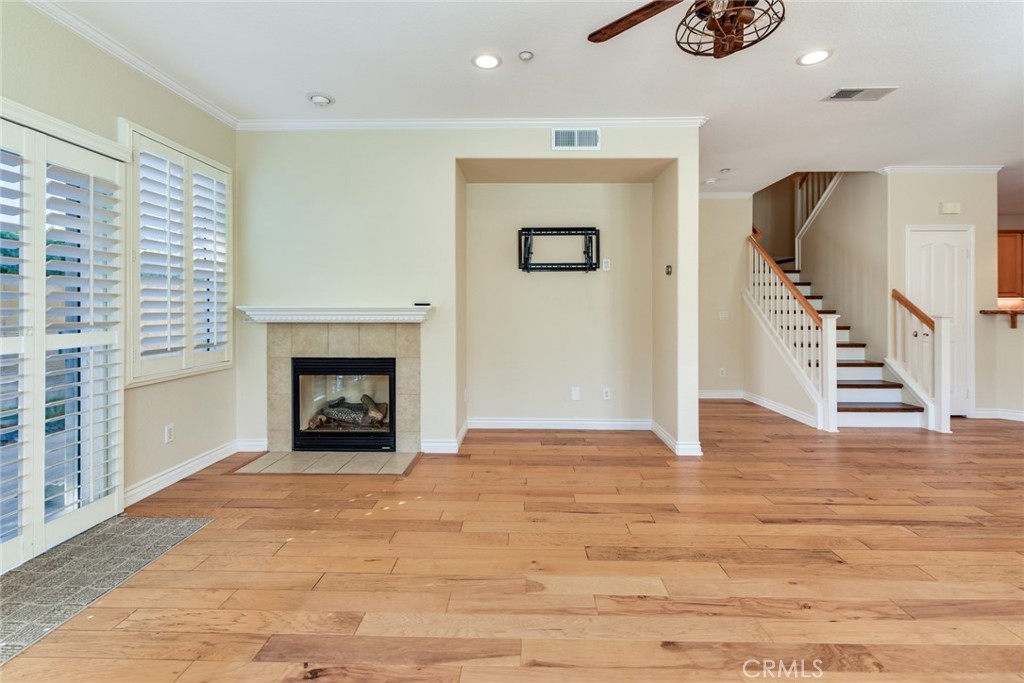 Cozy Fireplace/TV Niche
