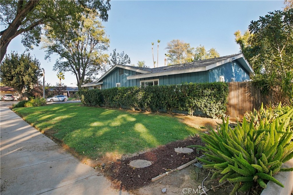 4834 Cliffside, Riverside, CA 92506