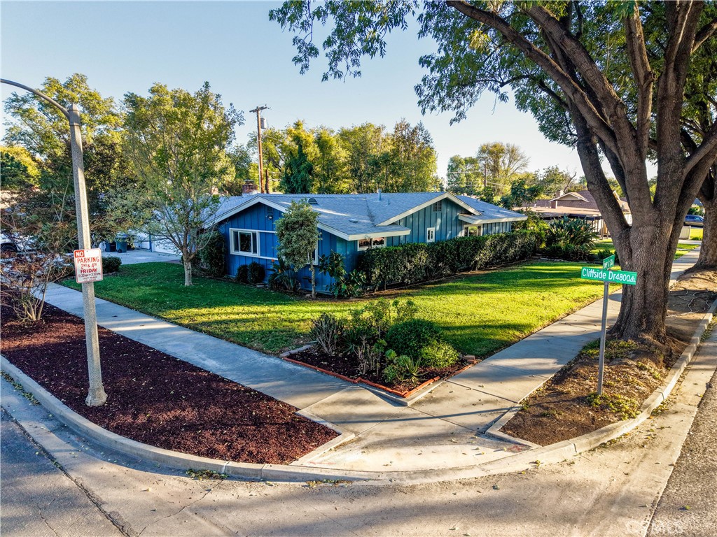 4834 Cliffside, Riverside, CA 92506
