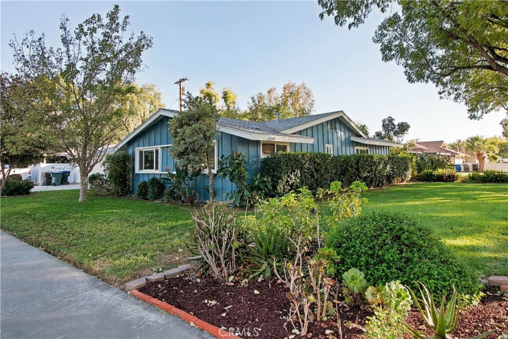 4834 Cliffside, Riverside, CA 92506
