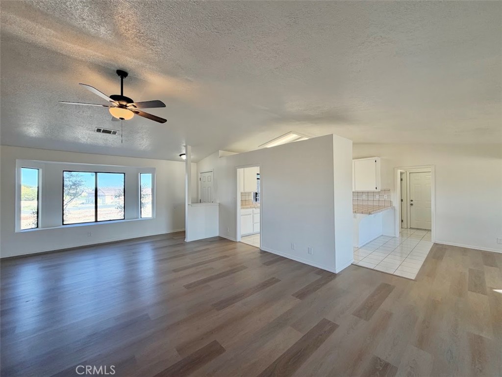 18075 Verano, Hesperia, CA 92345