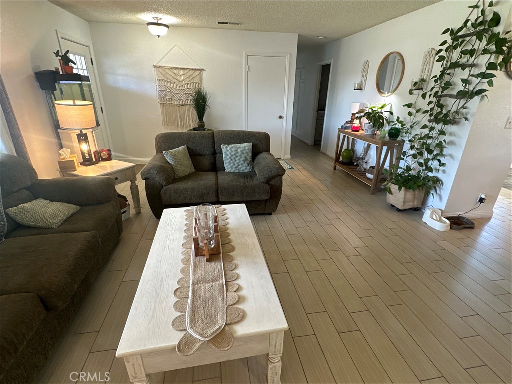 15333 Jasmine, Victorville, CA 92395