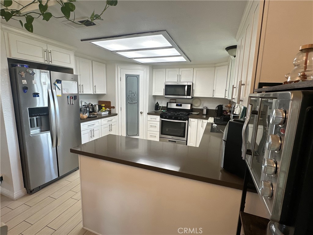 15333 Jasmine, Victorville, CA 92395