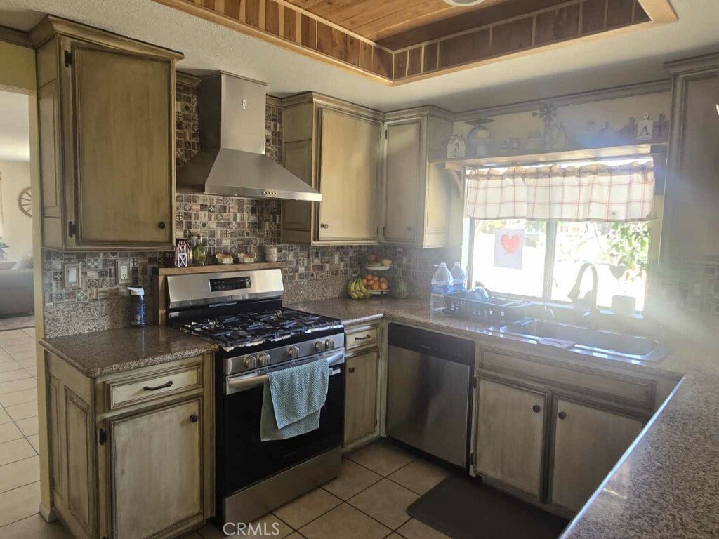 29225 Central Ave, Nuevo, CA 92567