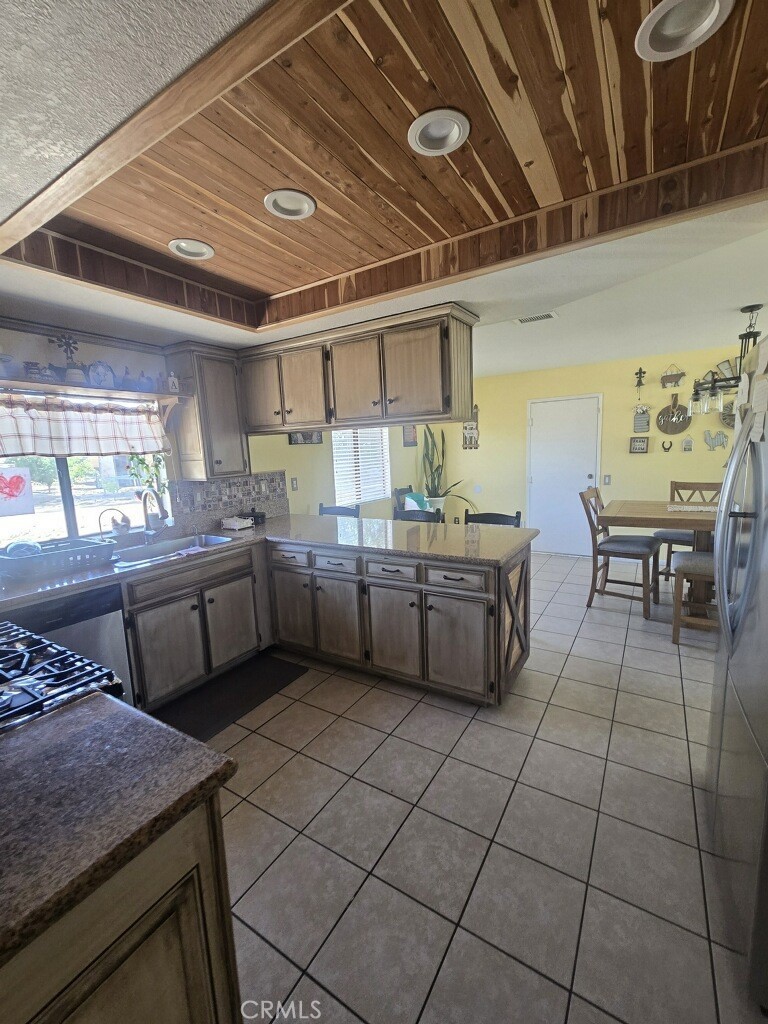 29225 Central Ave, Nuevo, CA 92567