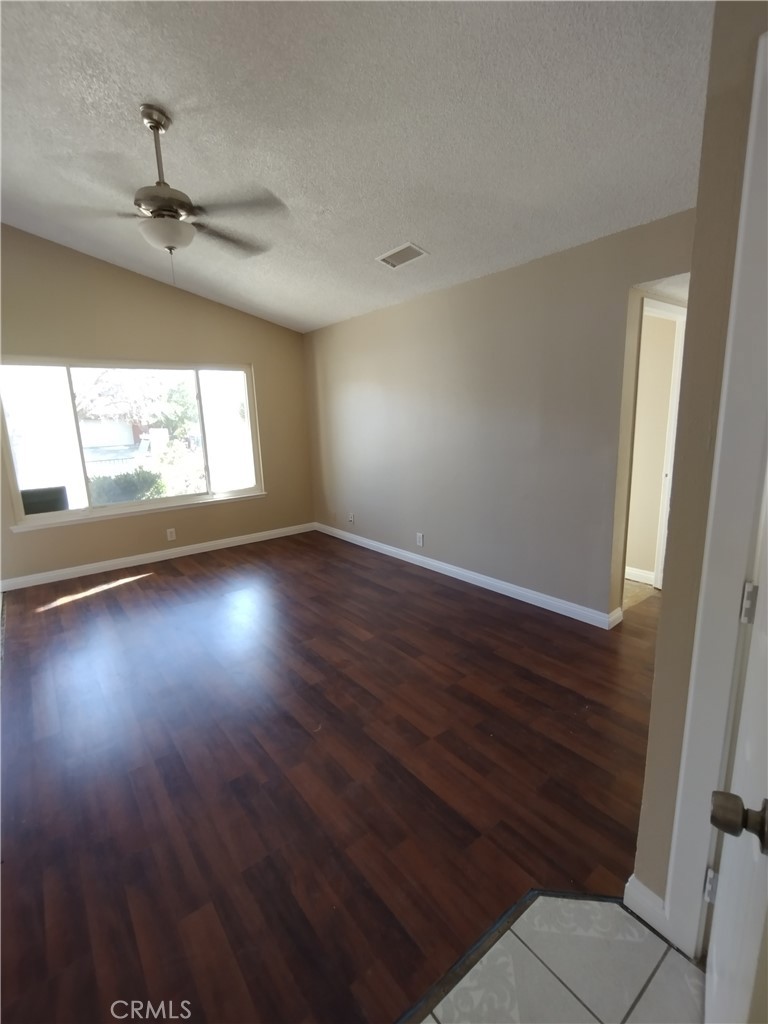 479 Fashion Way, Banning, CA 92220