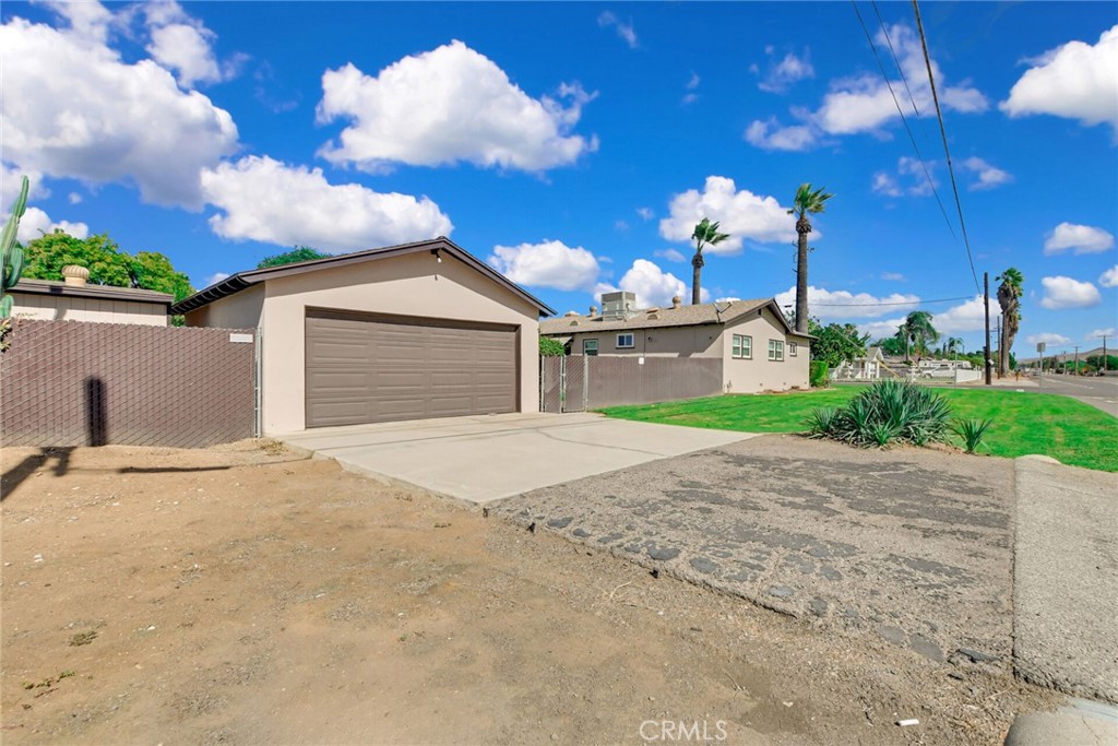 4593 Glen, Riverside, CA 92509