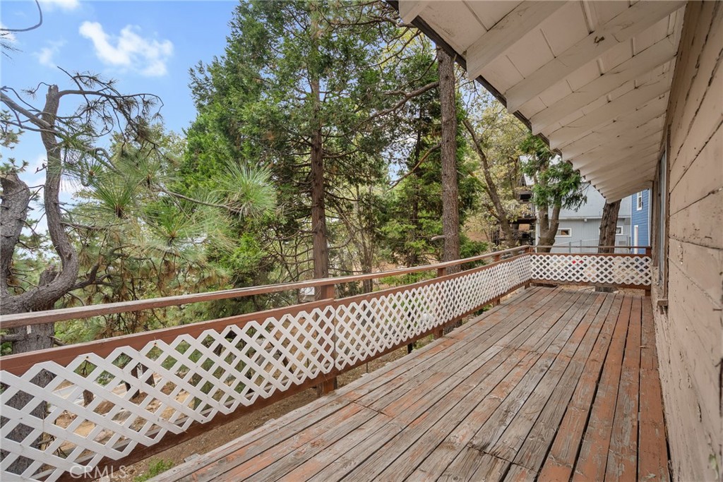31669 Panorama, Running Springs, CA 92382