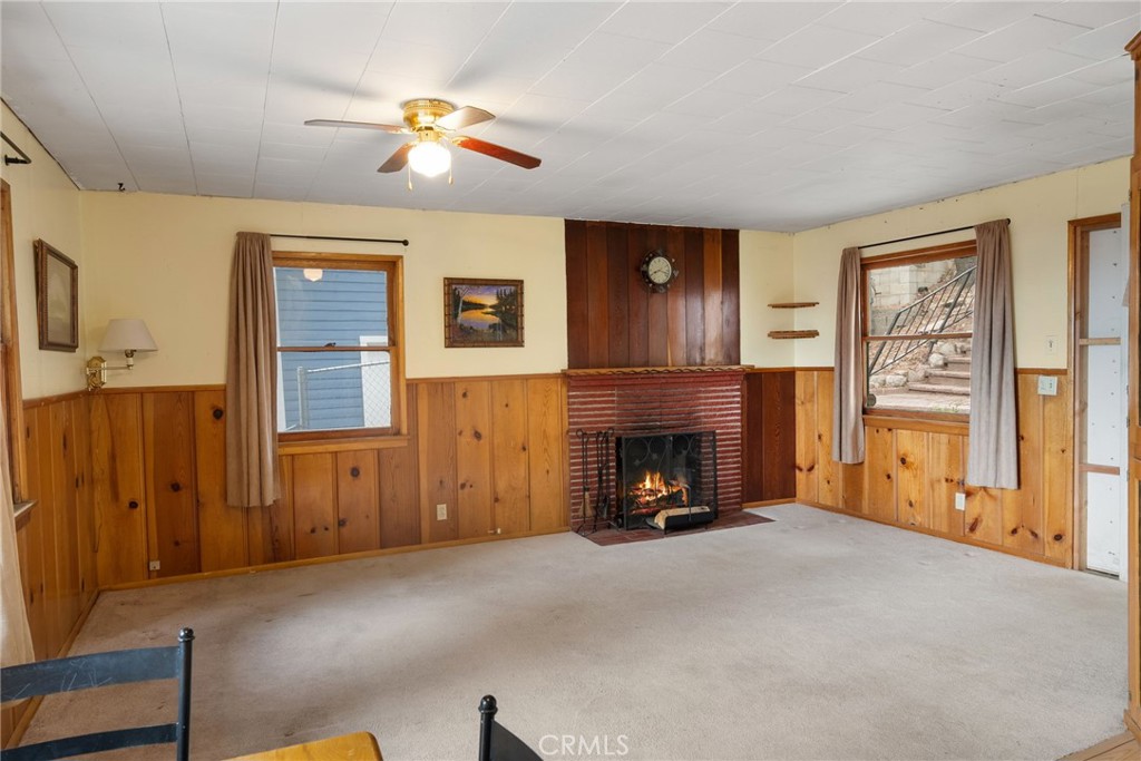 31669 Panorama, Running Springs, CA 92382