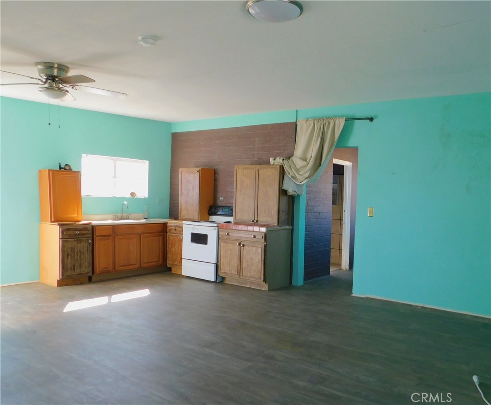5052 Henry, Palms, CA 92277