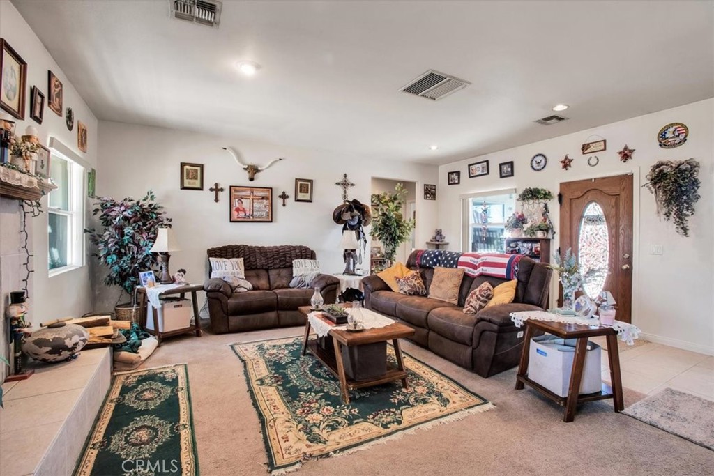 58583 Buena Vista Drive, Yucca Valley, CA 92284