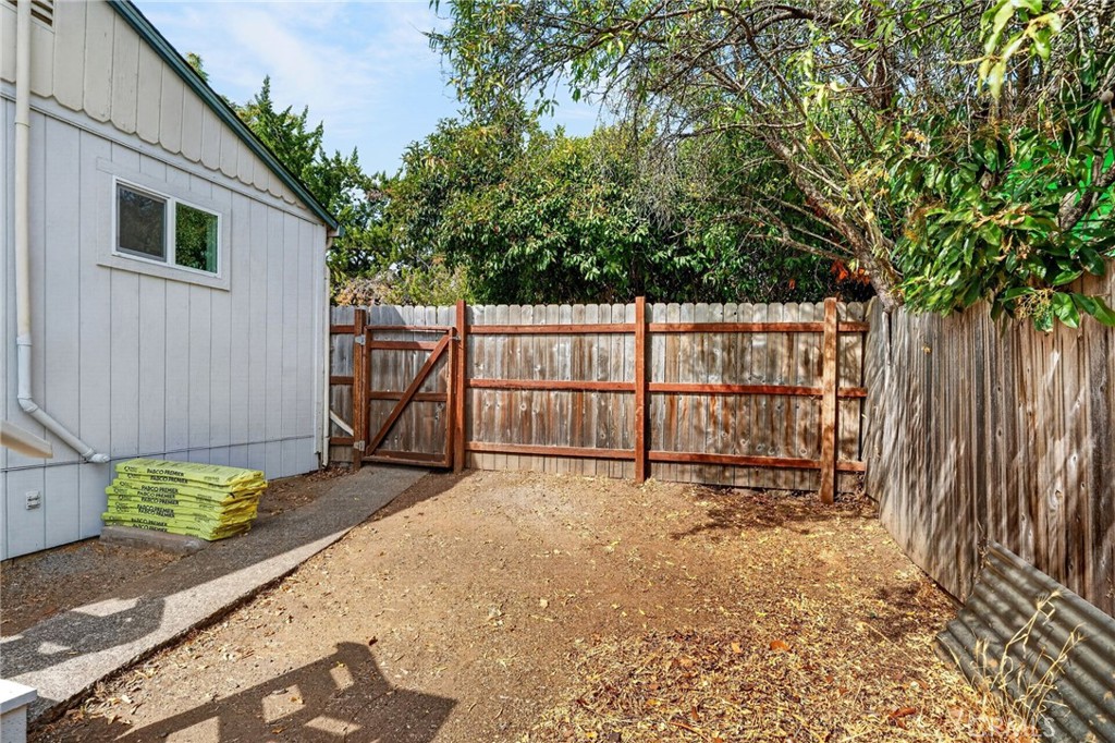 690 N Brush, Lakeport, CA 95453