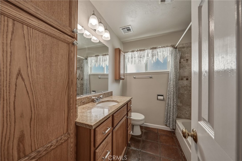 4262 Country Club, Lucerne, CA 95458