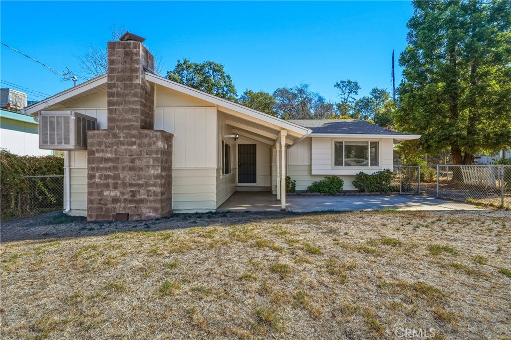 4262 Country Club, Lucerne, CA 95458