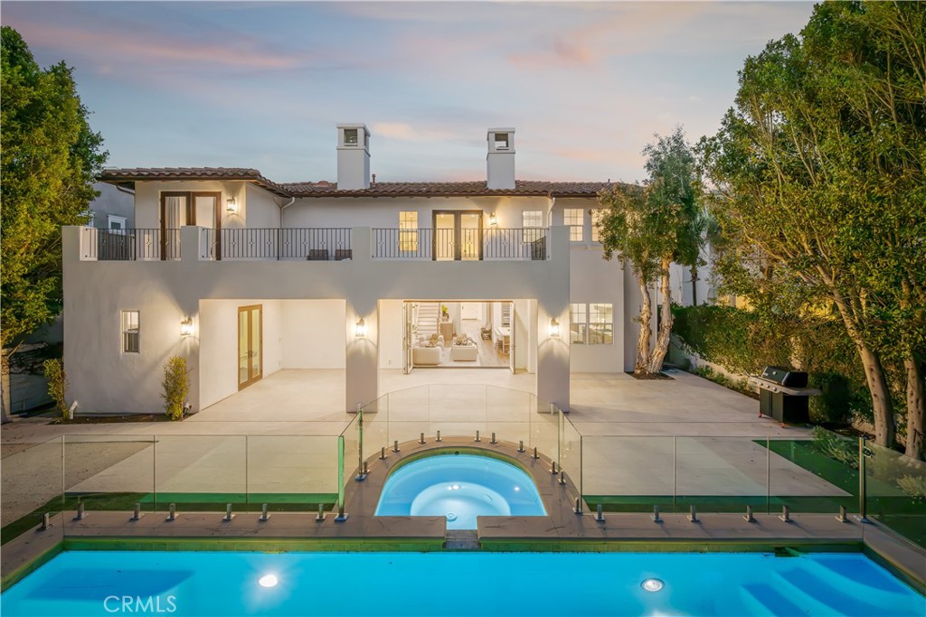 15 Boardwalk, Newport Beach, CA 92660