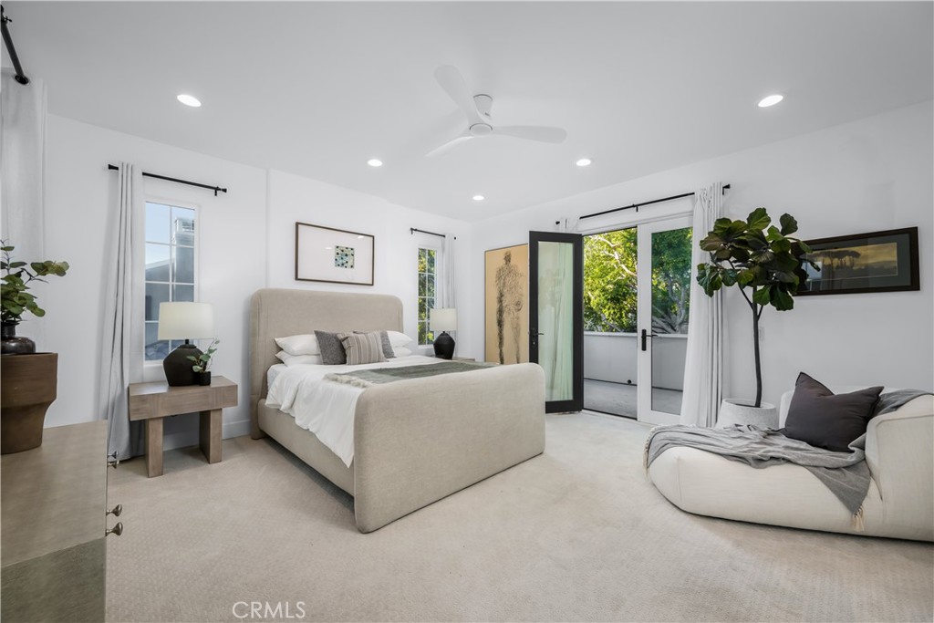 15 Boardwalk, Newport Beach, CA 92660