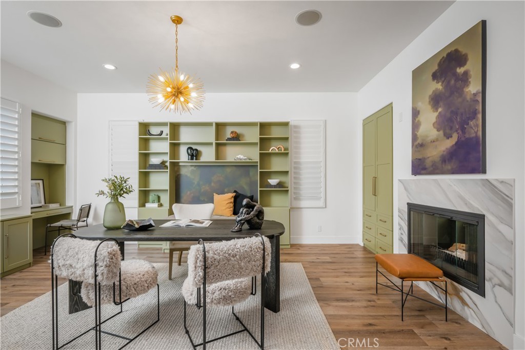 15 Boardwalk, Newport Beach, CA 92660