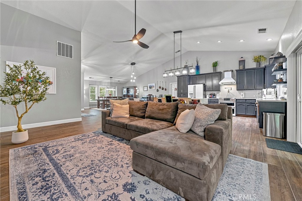 3247 Willow Run, Merced, CA 95340