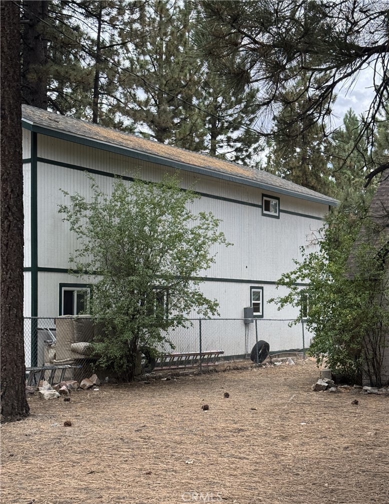 345 W Country Club, Big Bear City, CA 92314