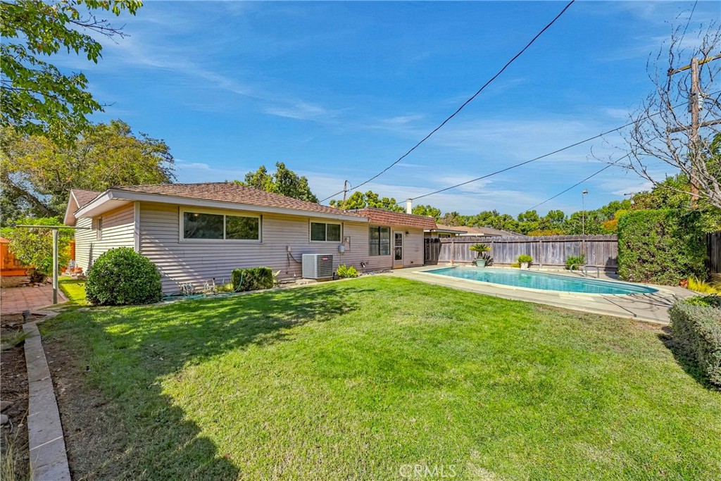 3224 Nottingham, Merced, CA 95340