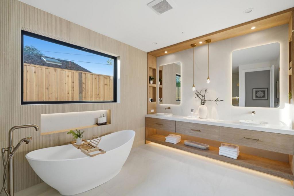 685 Riviera Drive, Los Altos, CA 94024