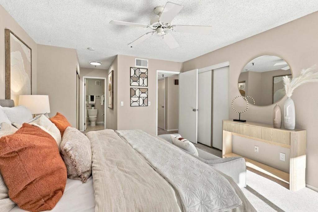49 Showers Drive, #E145, Mountain View, CA 94040