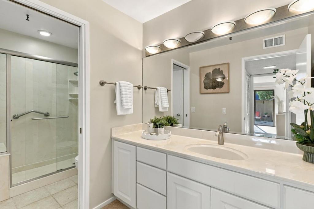 49 Showers Drive, #E145, Mountain View, CA 94040