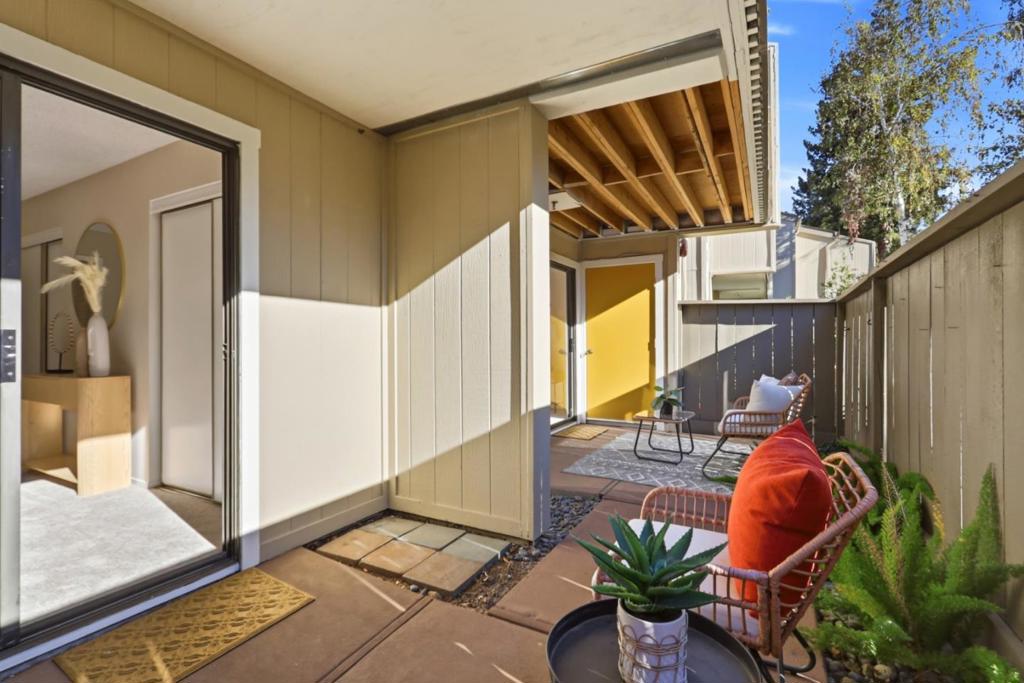 49 Showers Drive, #E145, Mountain View, CA 94040