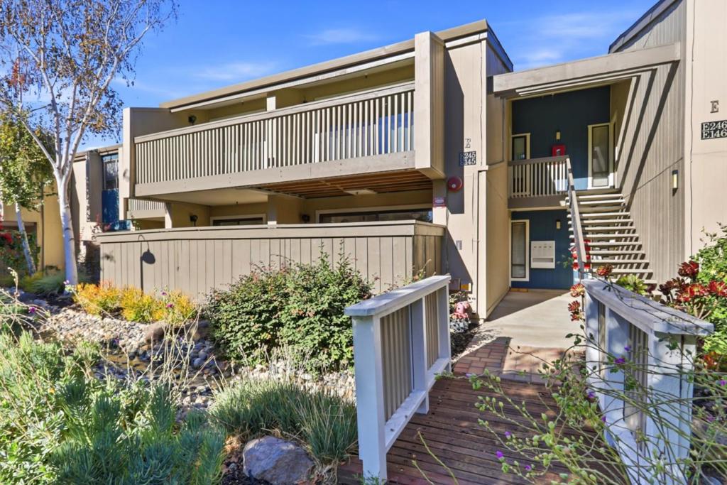 49 Showers Drive, #E145, Mountain View, CA 94040