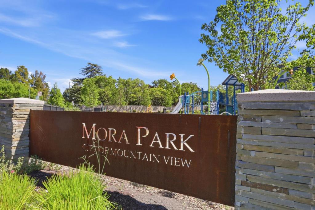 49 Showers Drive, #E145, Mountain View, CA 94040