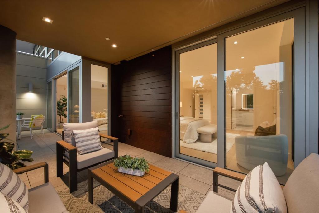 3225 El Camino Real, #301, Palo Alto, CA 94306