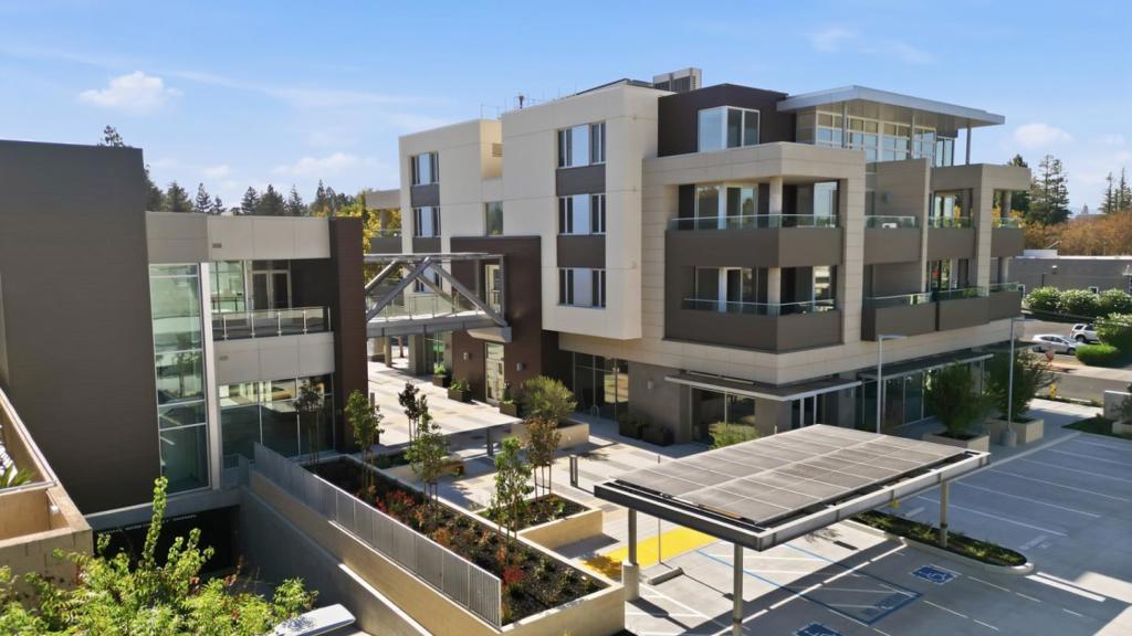 3225 El Camino Real, #301, Palo Alto, CA 94306