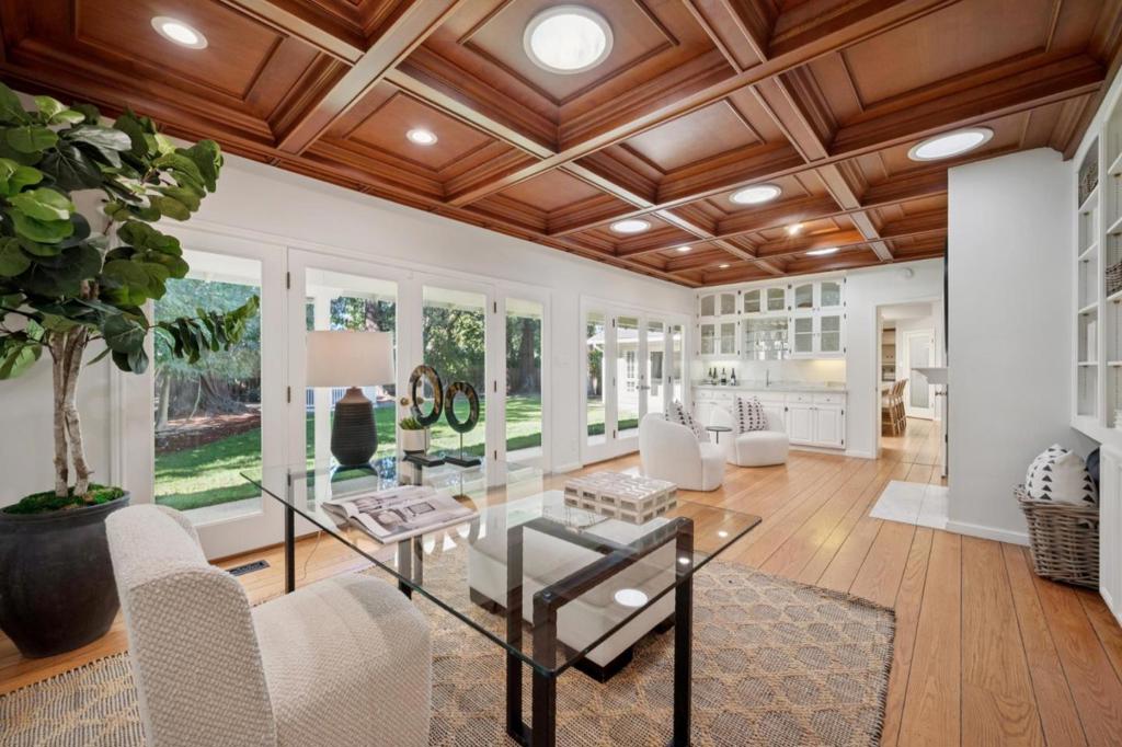 216 Valparaiso Avenue, Atherton, CA 94027