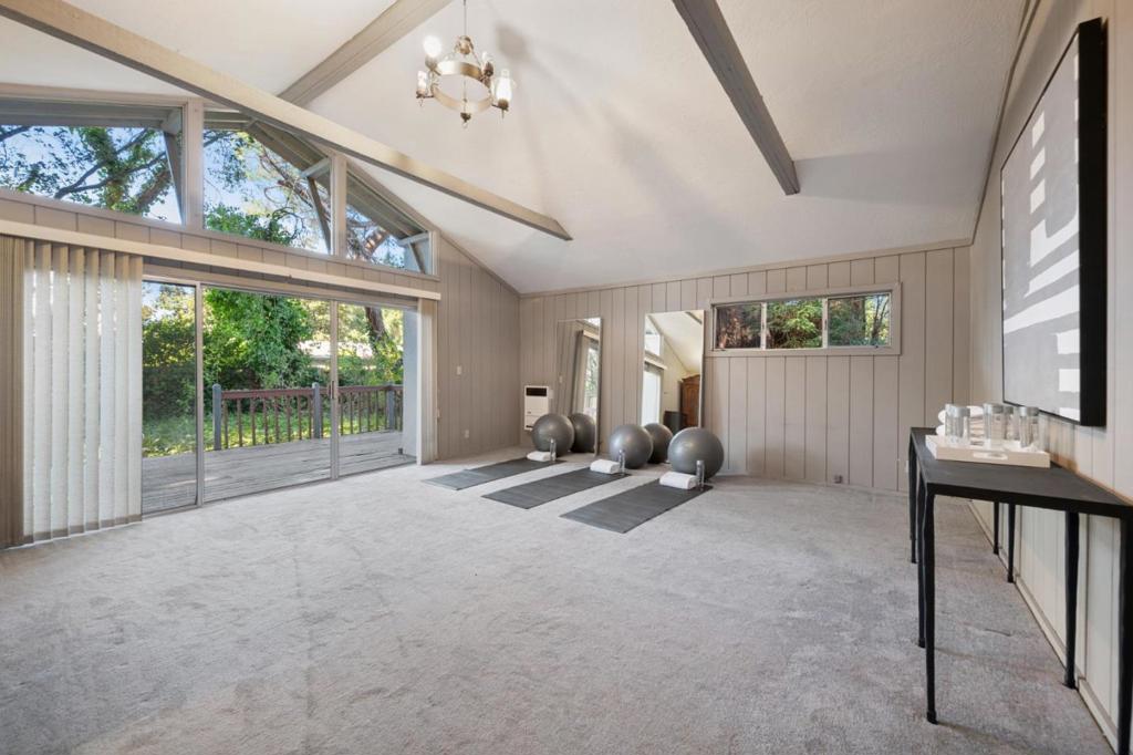 216 Valparaiso Avenue, Atherton, CA 94027