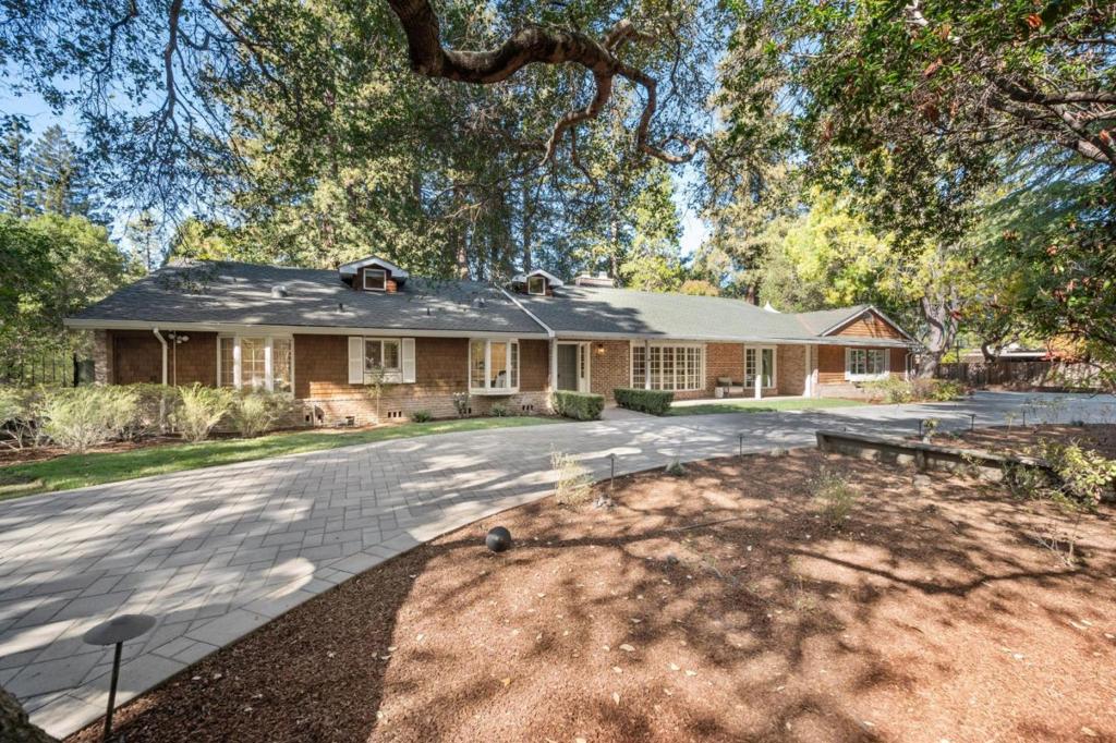 216 Valparaiso Avenue, Atherton, CA 94027