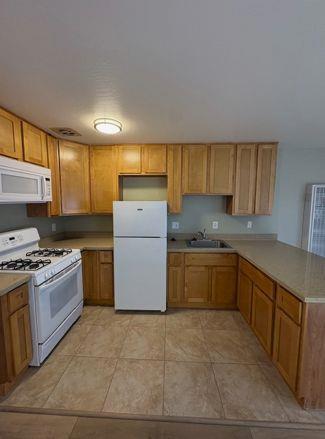 5412 Claremont Avenue, Oakland, CA 94618