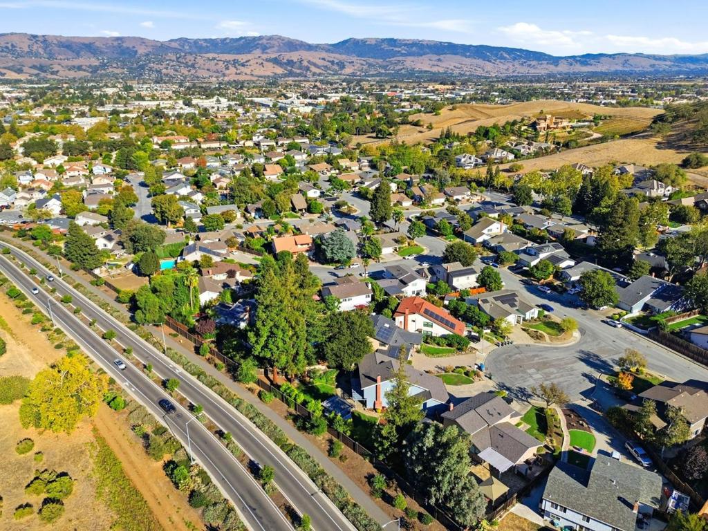 16761 Dry Creek Court, Morgan Hill, CA 95037
