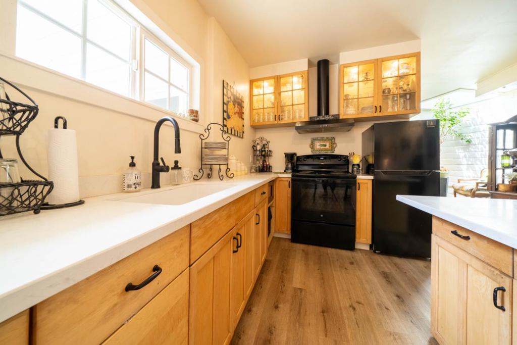 423 Nelson Road, Scotts Valley, CA 95066