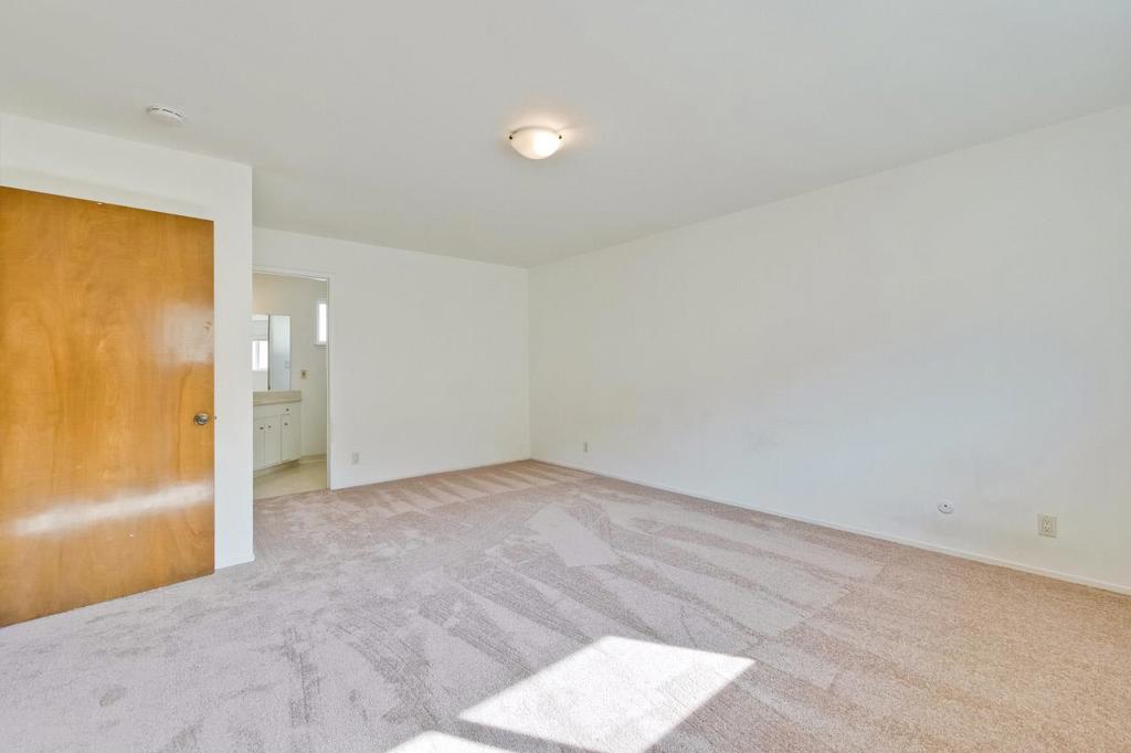 301 College Avenue, Palo Alto, CA 94306