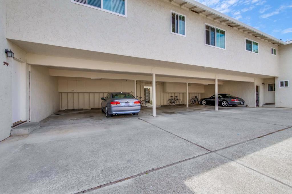 301 College Avenue, Palo Alto, CA 94306