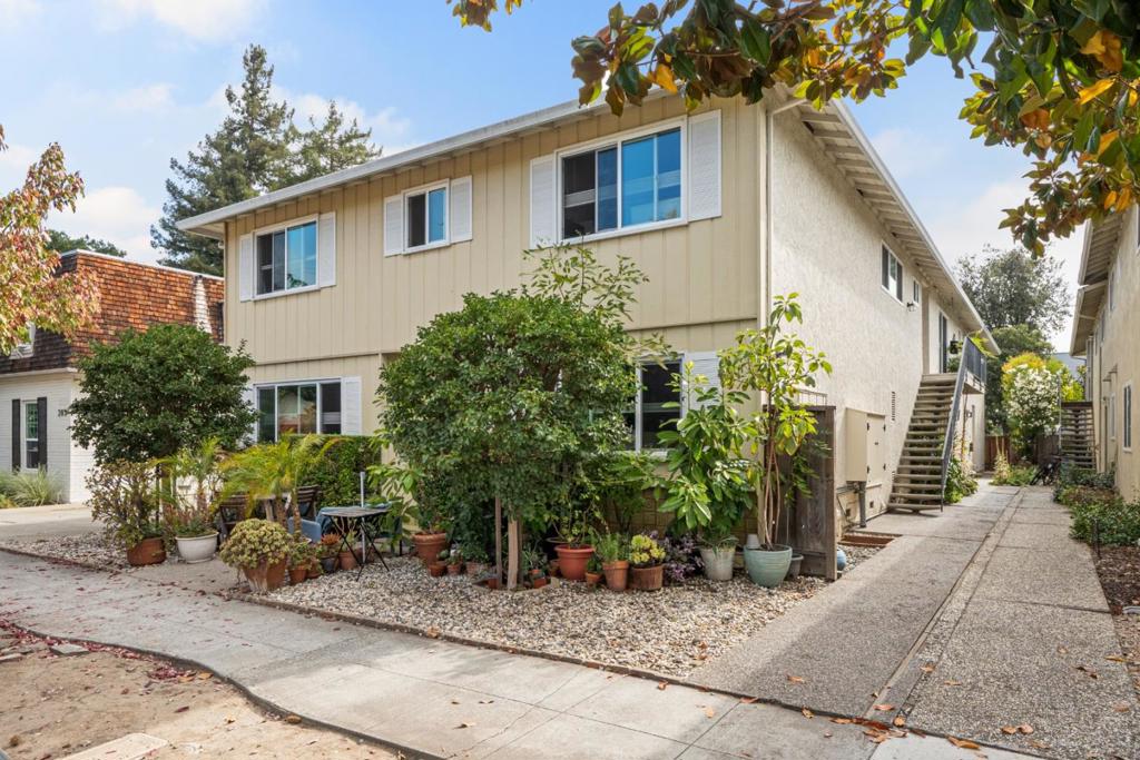 301 College Avenue, Palo Alto, CA 94306