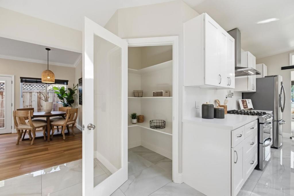2532 Rose Way, Santa Clara, CA 95051