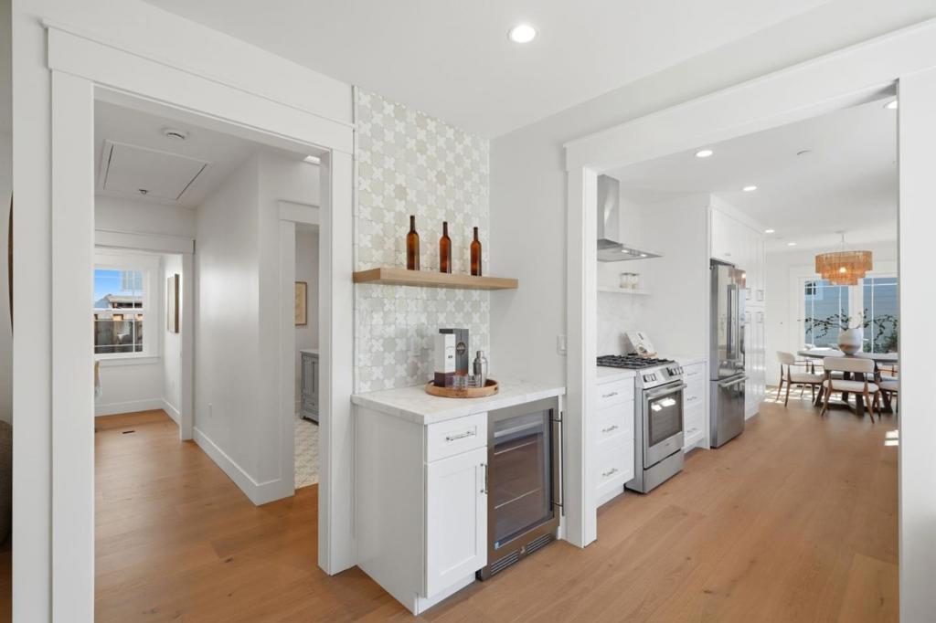 914 2nd Avenue, Redwood City, CA 94063 914 2nd Avenue, Redwood City, CA 94063