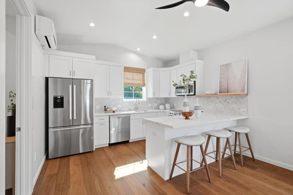 914 2nd Avenue, Redwood City, CA 94063
